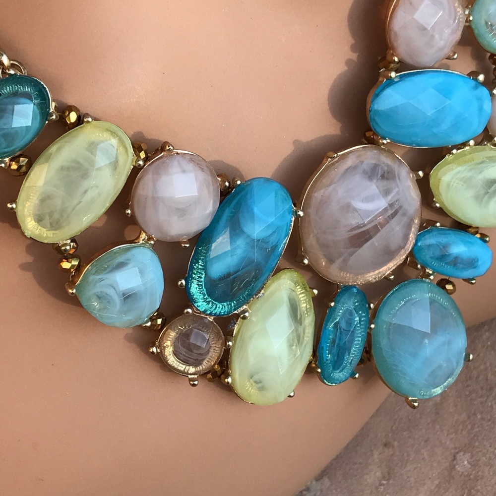 Multi Color Statement Necklace - Picture 7 of 7